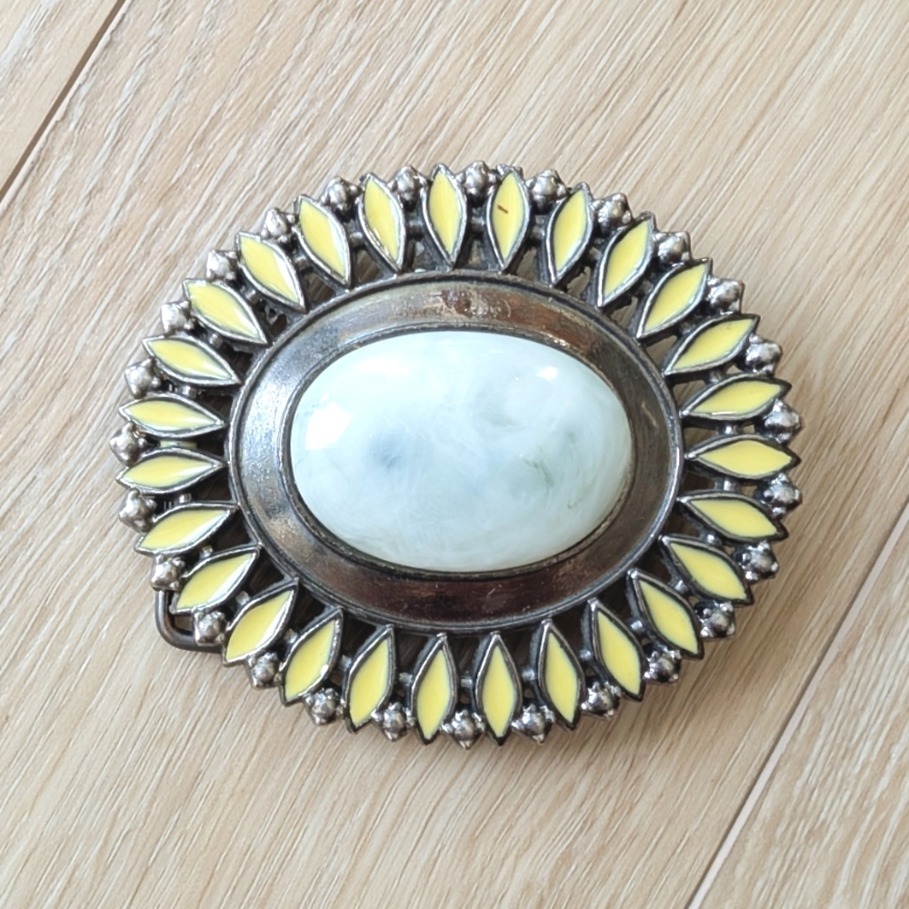 Vintage oval belt buckle faux jade stone and greenish-yellow enamel sunburst